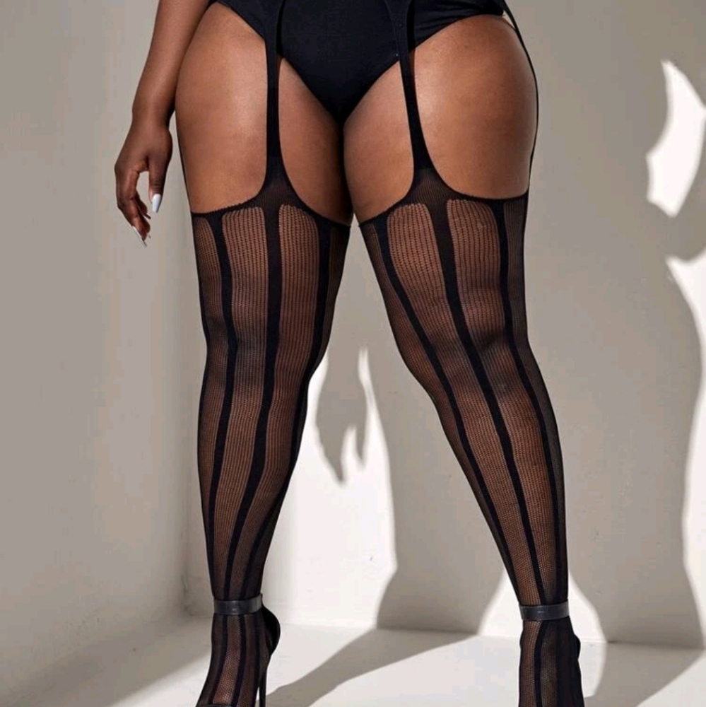 Plus Size Stripe Fishnet Garter Belt Pantyhose